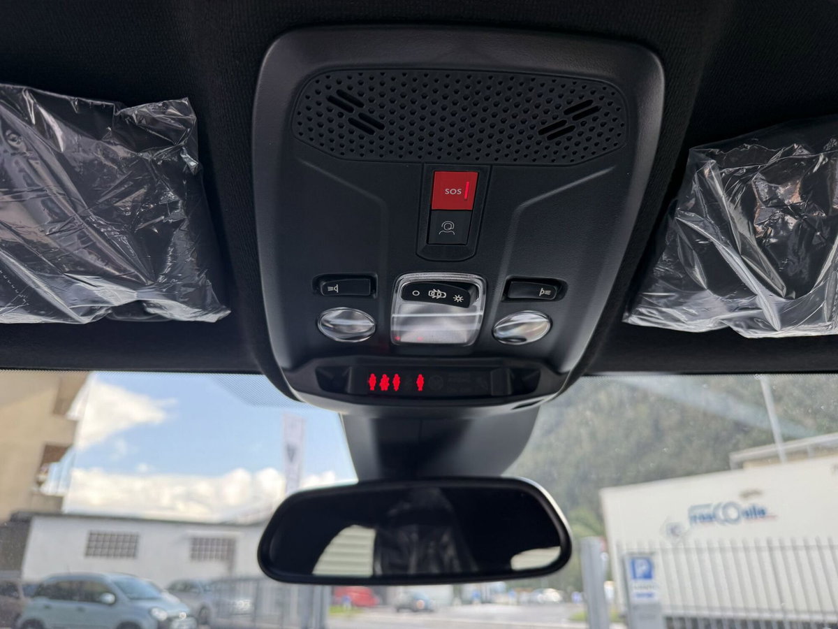 Opel Corsa 1.2 (18)