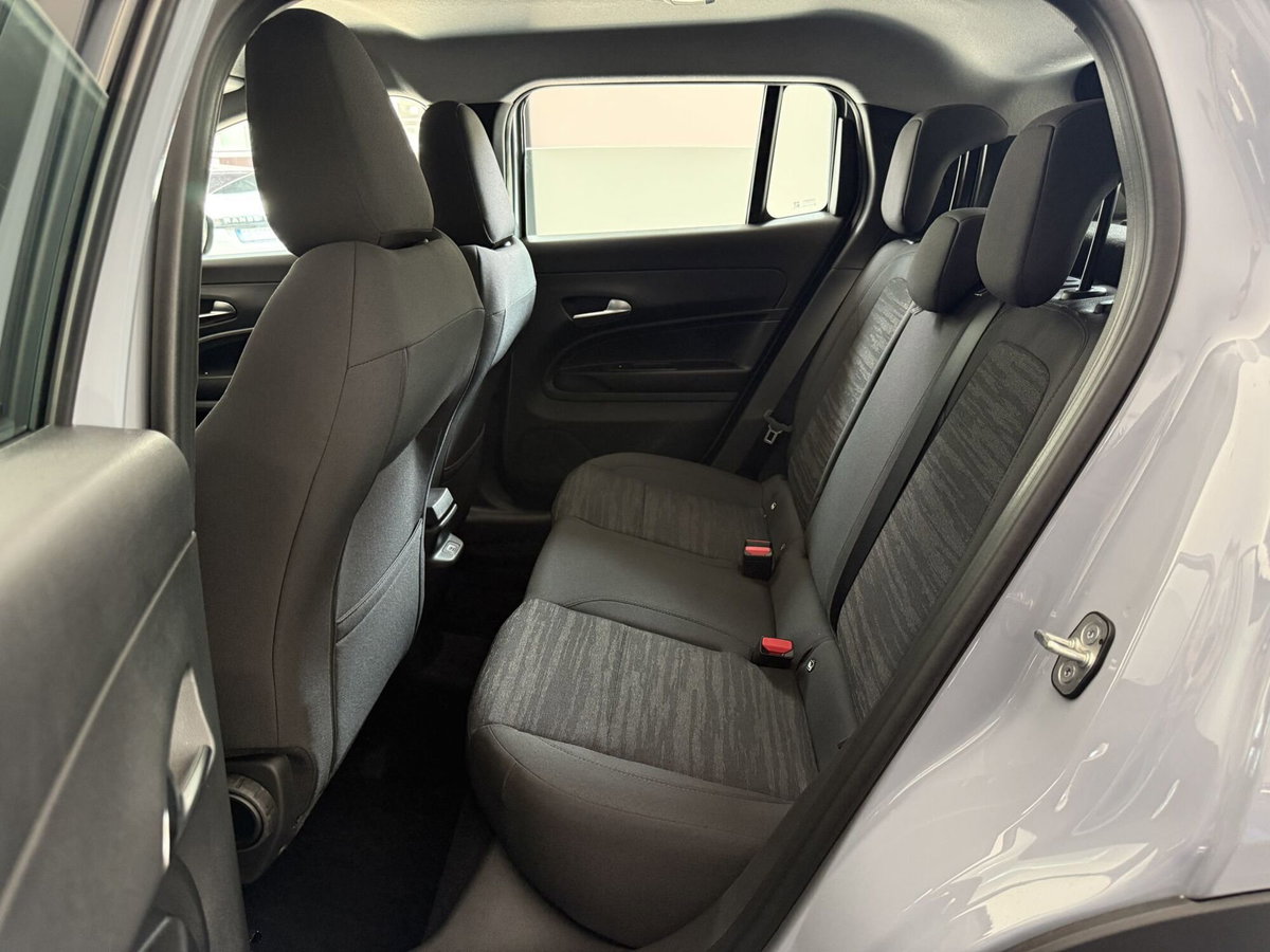 Jeep Avenger 1.2 turbo e-hybrid mhev Longitude fwd 110cv edct6 (10)
