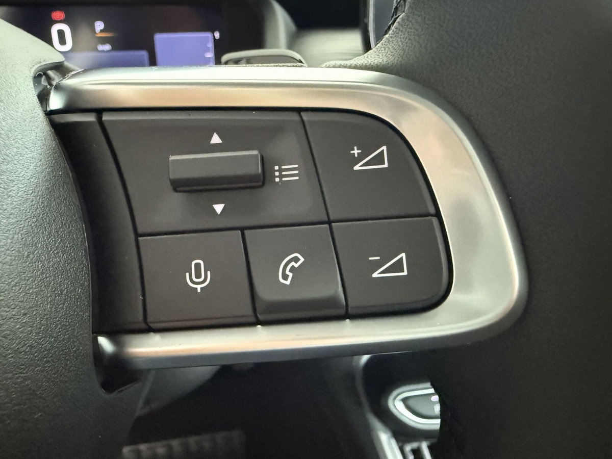 Jeep Avenger 1.2 turbo e-hybrid mhev Longitude fwd 110cv edct6 (15)