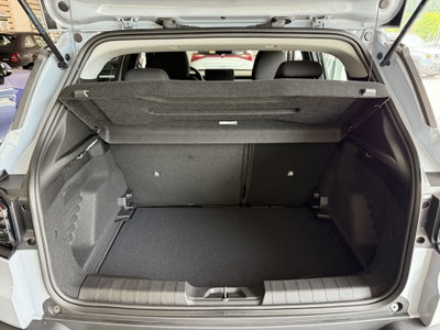 Jeep Avenger 1.2 turbo e-hybrid mhev Longitude fwd 110cv edct6 (16)