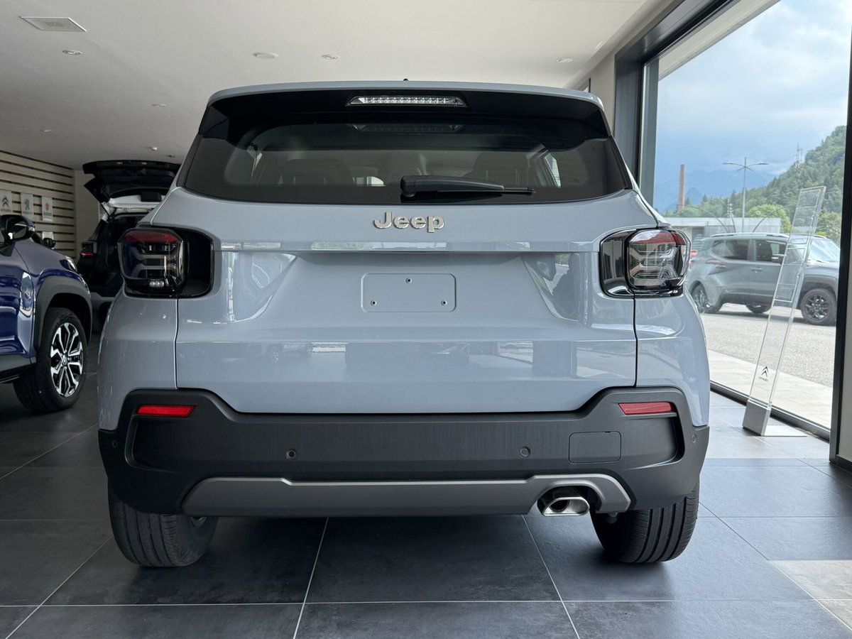 Jeep Avenger 1.2 turbo e-hybrid mhev Longitude fwd 110cv edct6 (3)