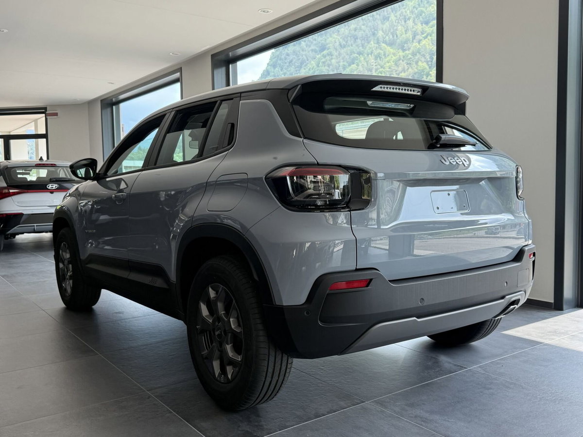 Jeep Avenger 1.2 turbo e-hybrid mhev Longitude fwd 110cv edct6 (4)