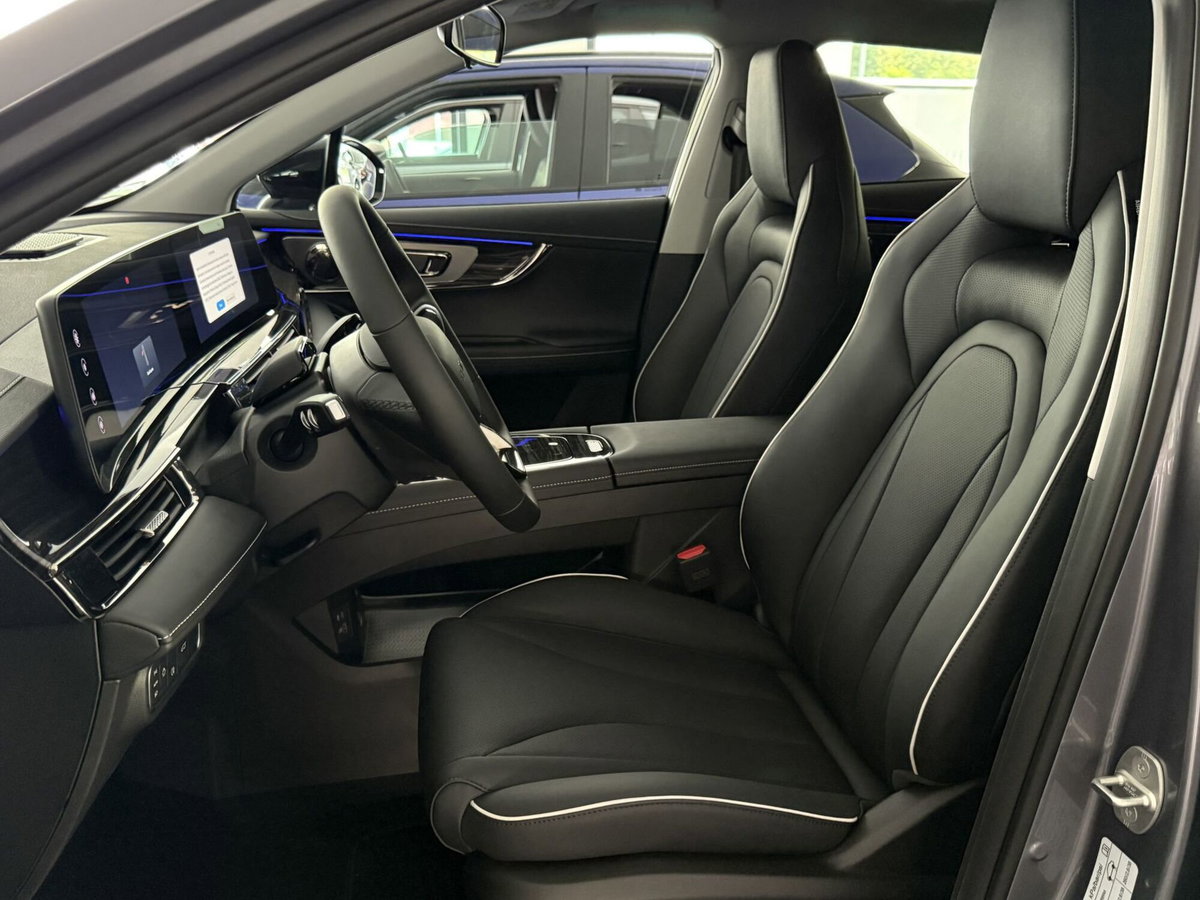 Omoda Omoda 5 SHS-H 1.5 tgdi hev Premium auto (7)