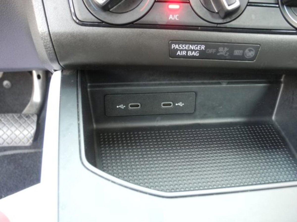 SEAT Arona 1.0 EcoTSI 110 CV DSG Style (9)