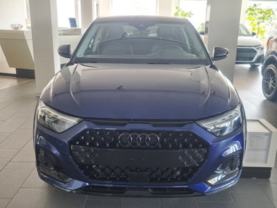 Audi A1 allstreet 30 1.0 tfsi Identity Contrast 116cv s tronic (2)