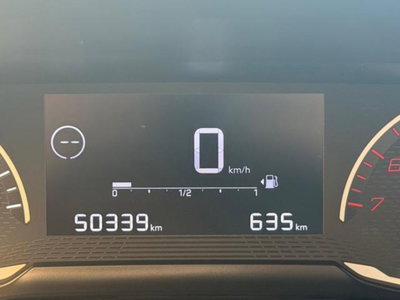 Peugeot 2008 PureTech 100 S&S Active (13)