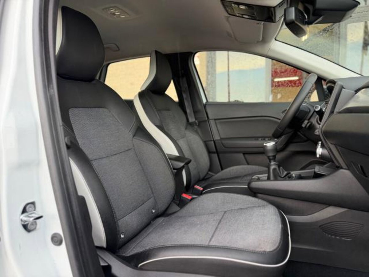 Renault Captur TCe 100 CV GPL Intens (10)