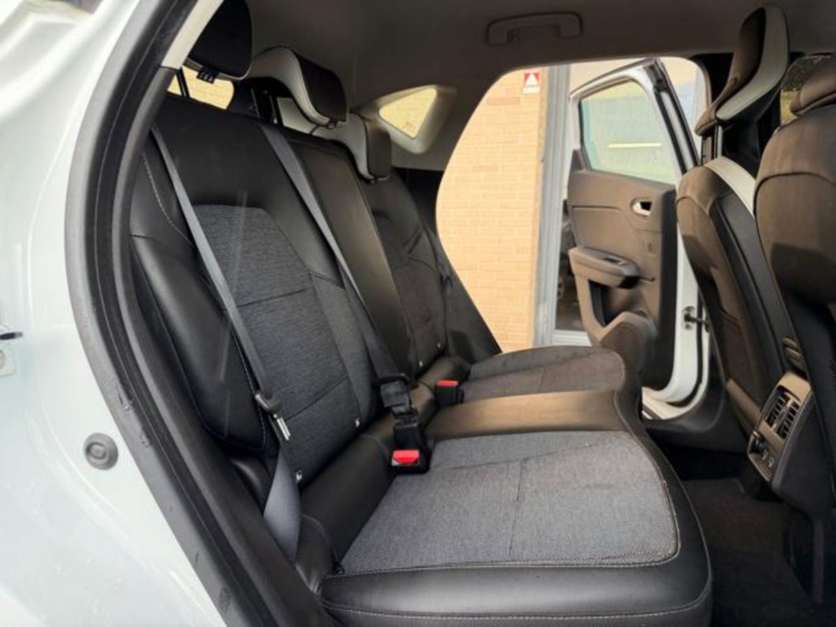 Renault Captur TCe 100 CV GPL Intens (8)
