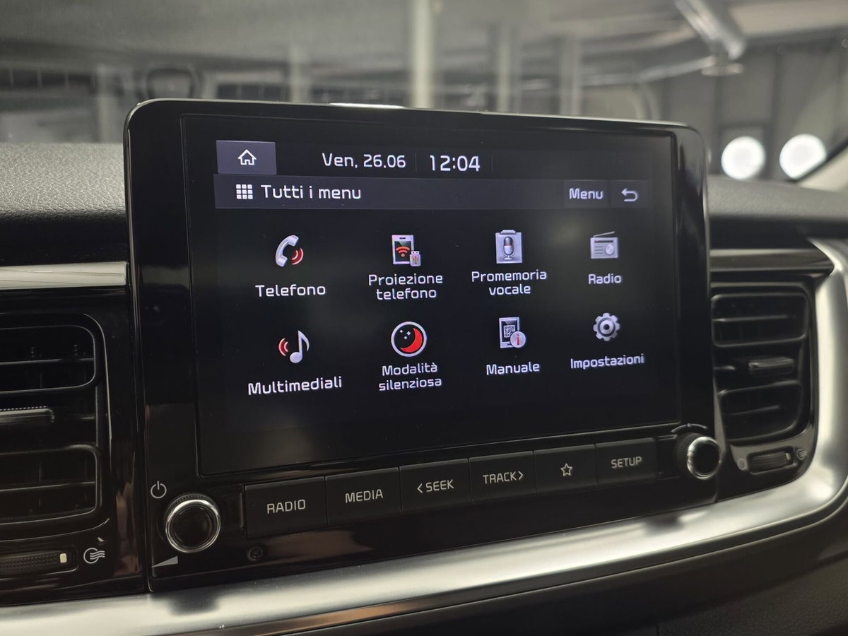 Kia Stonic 1.0 T-GDi 100 CV MHEV iMT Style (17)