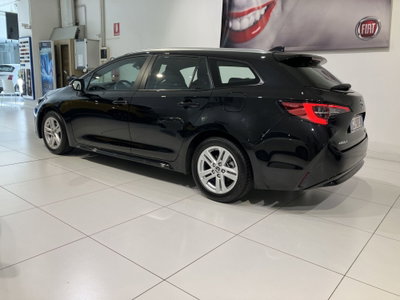 Toyota Corolla Touring Sports 1.8 Hybrid Style (4)