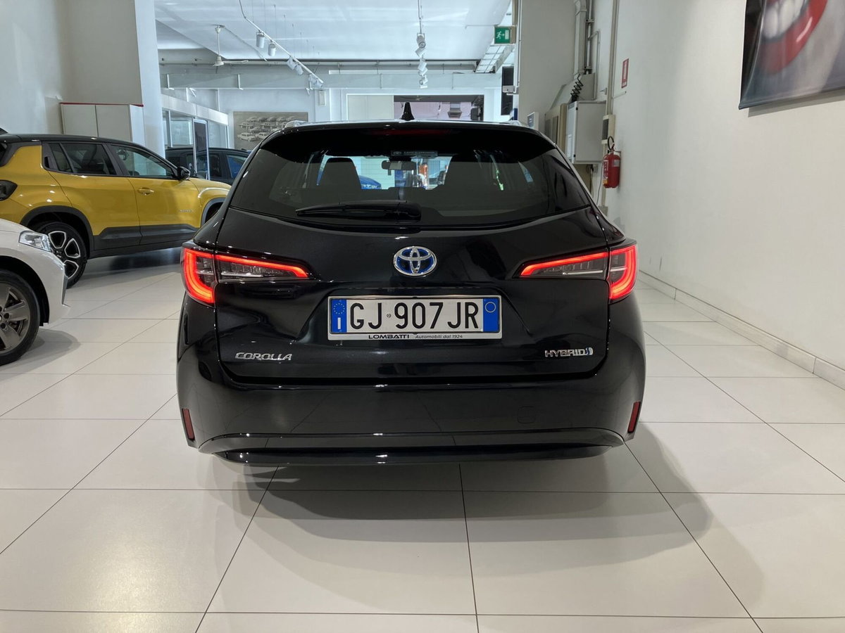 Toyota Corolla Touring Sports 1.8 Hybrid Style (5)