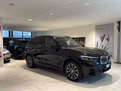 BMW X5 xDrive30d 48V Msport (2)