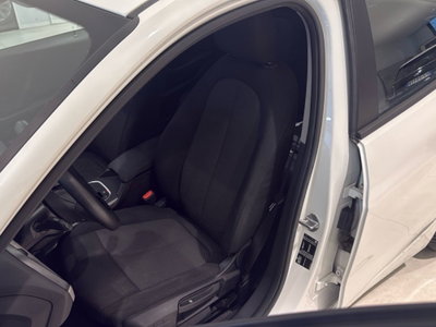 BMW Serie 1 118d 5p. Sport (3)