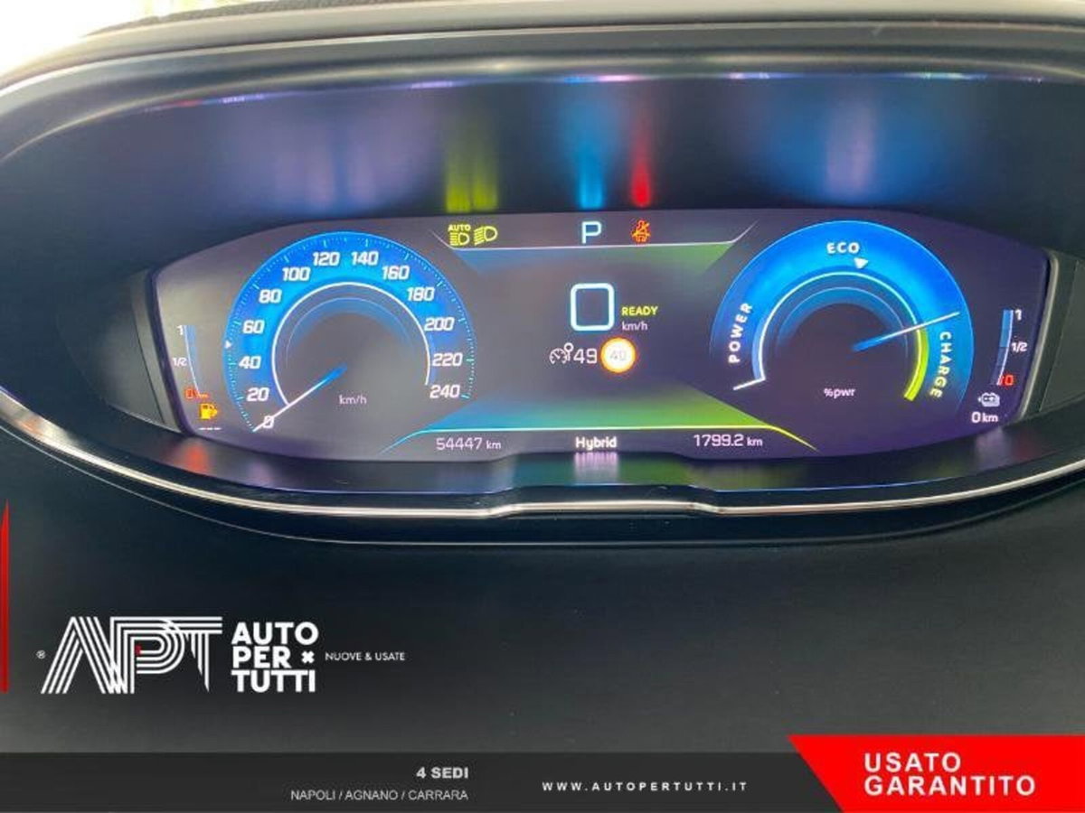 Peugeot 3008 Hybrid4 300 e-EAT8 GT Pack (11)