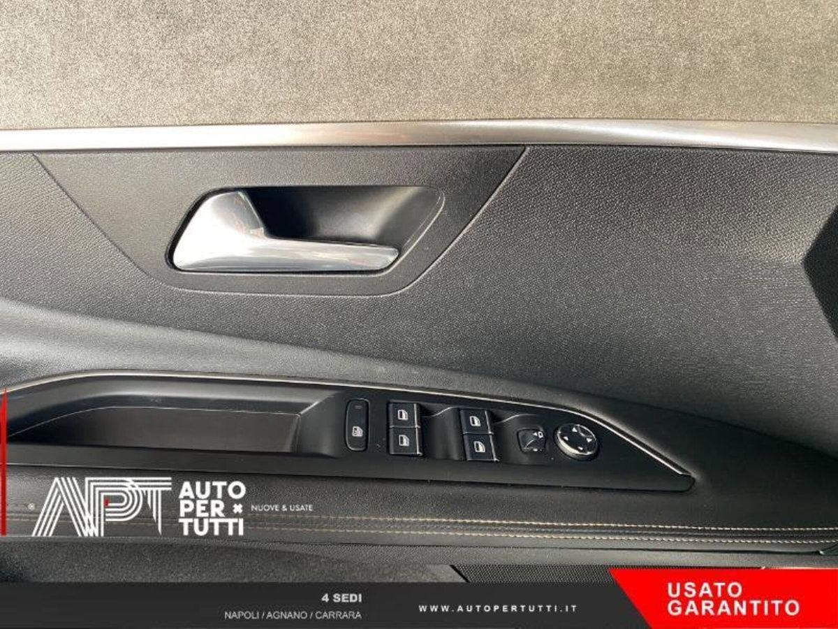 Peugeot 3008 Hybrid4 300 e-EAT8 GT Pack (12)