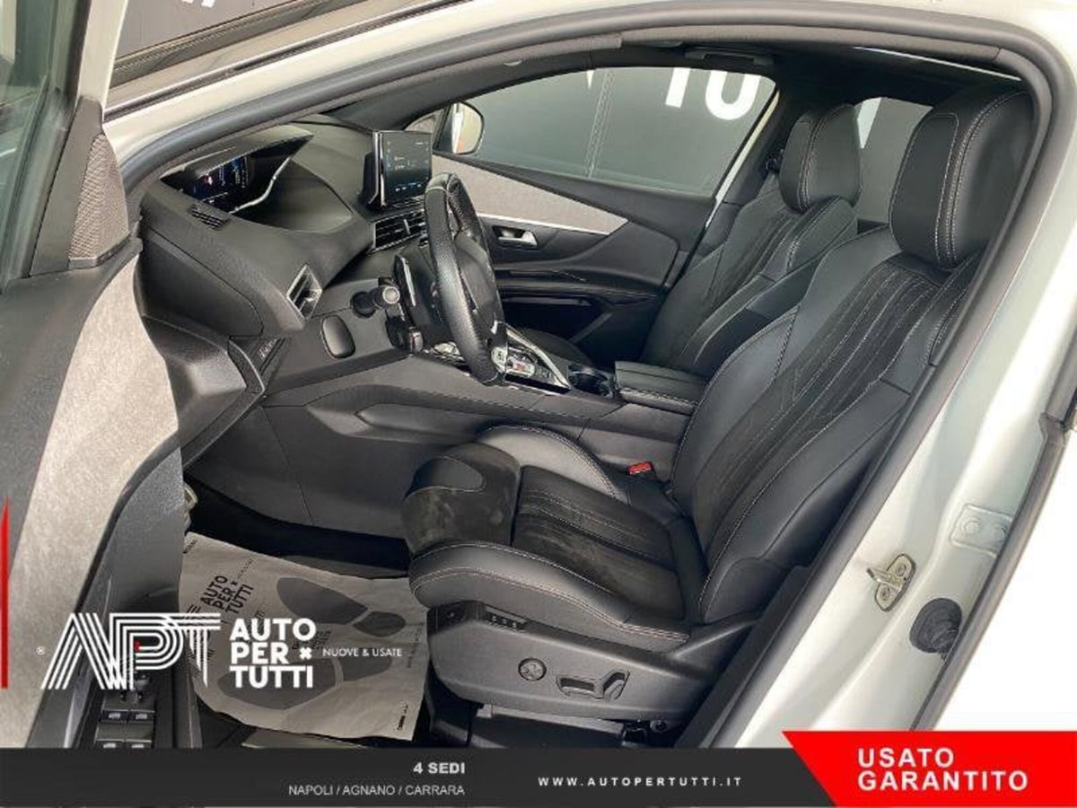 Peugeot 3008 Hybrid4 300 e-EAT8 GT Pack (15)