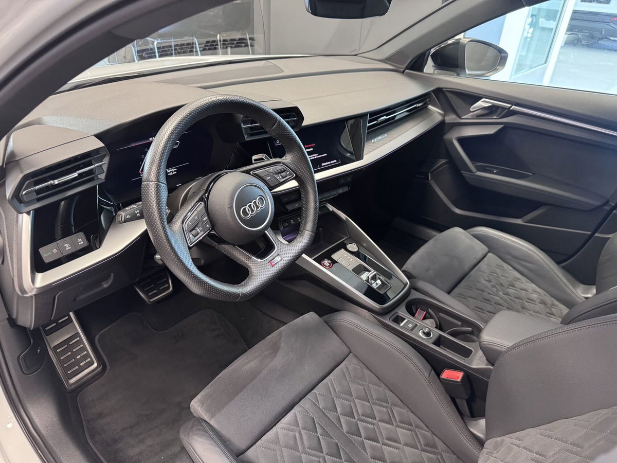 Audi RS 3 Sportback 3 TFSI quattro S tronic (9)