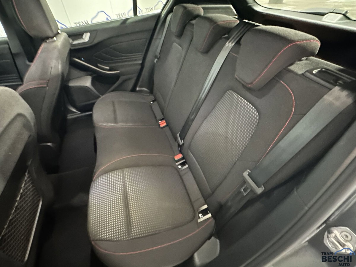Ford Focus 1.5 ecoblue ST-Line X 115cv auto (14)