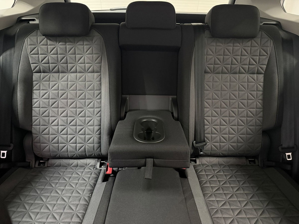 Volkswagen Tiguan 2.0 tdi Life 150cv dsg (12)