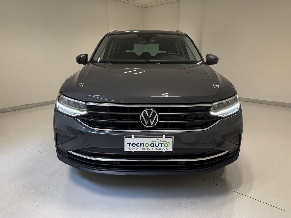 Volkswagen Tiguan 2.0 tdi Life 150cv dsg (3)