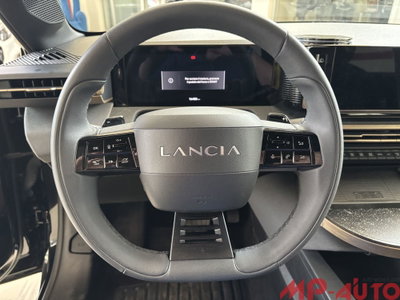 Lancia Ypsilon 54kWh LX 156cv (10)
