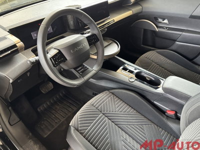 Lancia Ypsilon 54kWh LX 156cv (9)