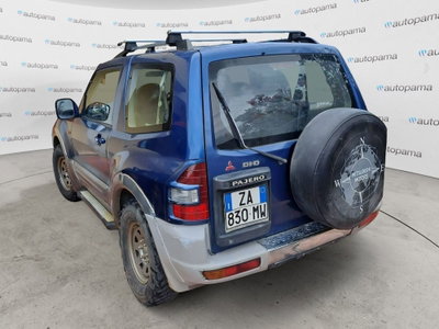 Mitsubishi Pajero 3.2 16V DI-D 3p. GLX (2)
