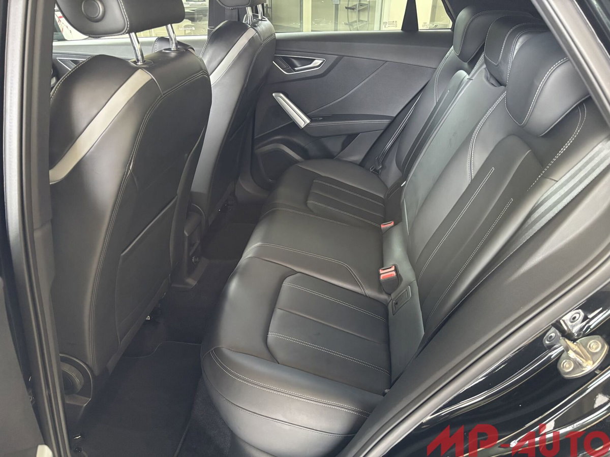 Audi Q2 Q2 35 TFSI S tronic Admired (14)