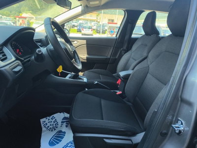 Renault Captur Blue dCi 95 CV Business (9)