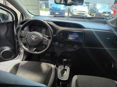 Toyota Yaris 1.5 Hybrid 5 porte Y20 Bitone (10)