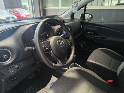 Toyota Yaris 1.5 Hybrid 5 porte Y20 Bitone (17)