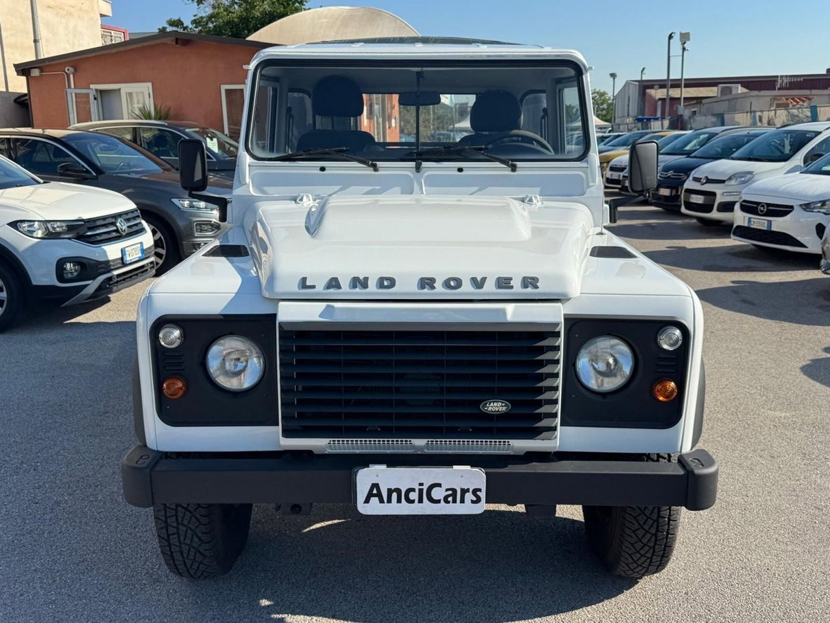 Land Rover Defender 110 2.2 TD4 High Capacity Pick Up E