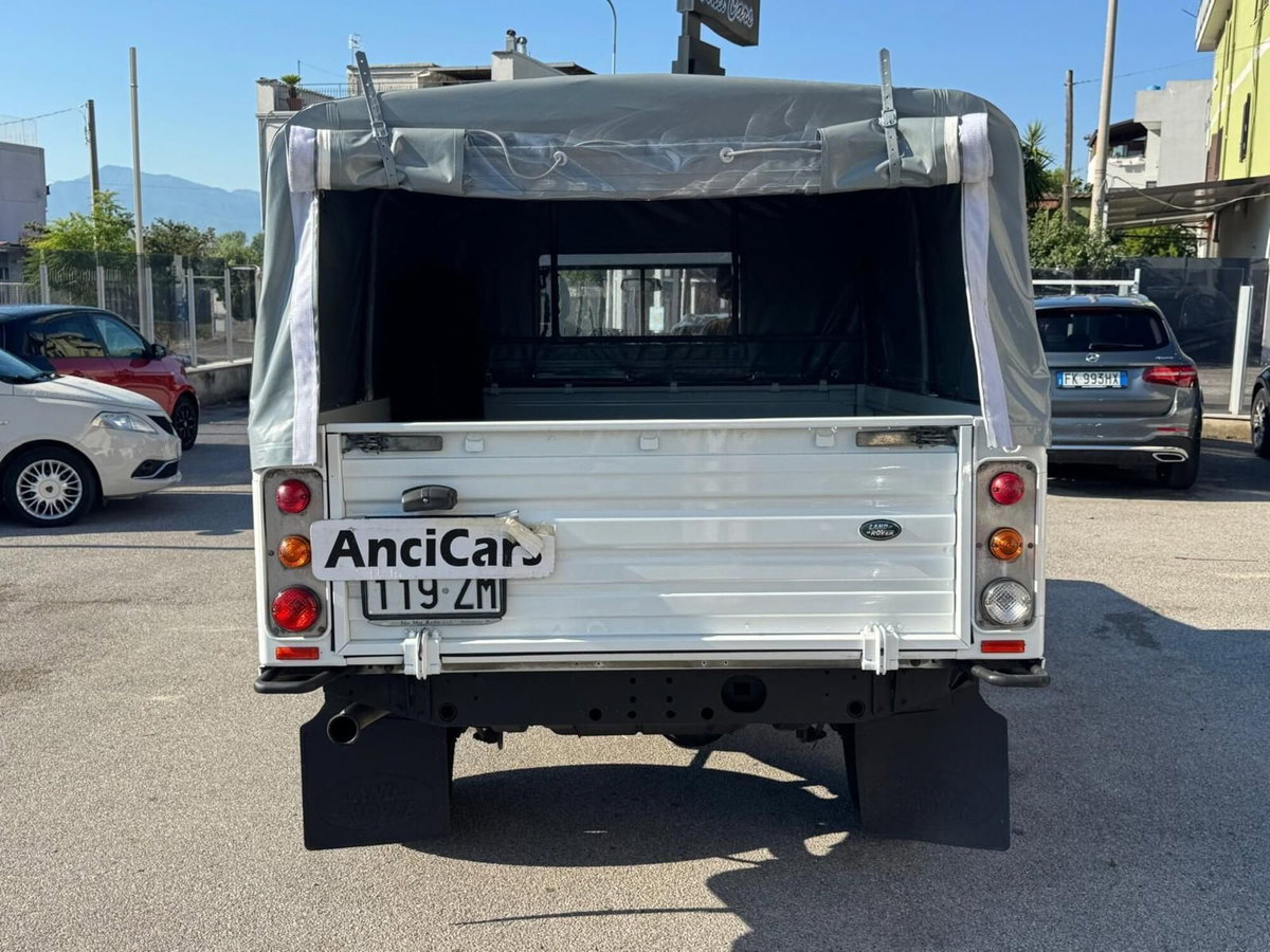 Land Rover Defender 110 2.2 TD4 High Capacity Pick Up E (11)