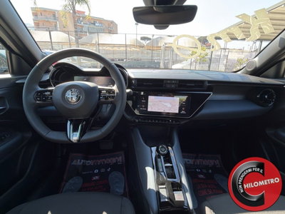 Alfa Romeo Junior 1.2 ibrida 145cv edct6 (16)