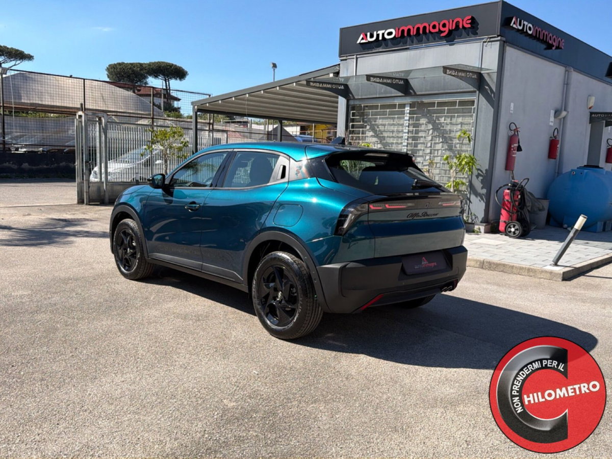 Alfa Romeo Junior 1.2 ibrida 145cv edct6 (4)