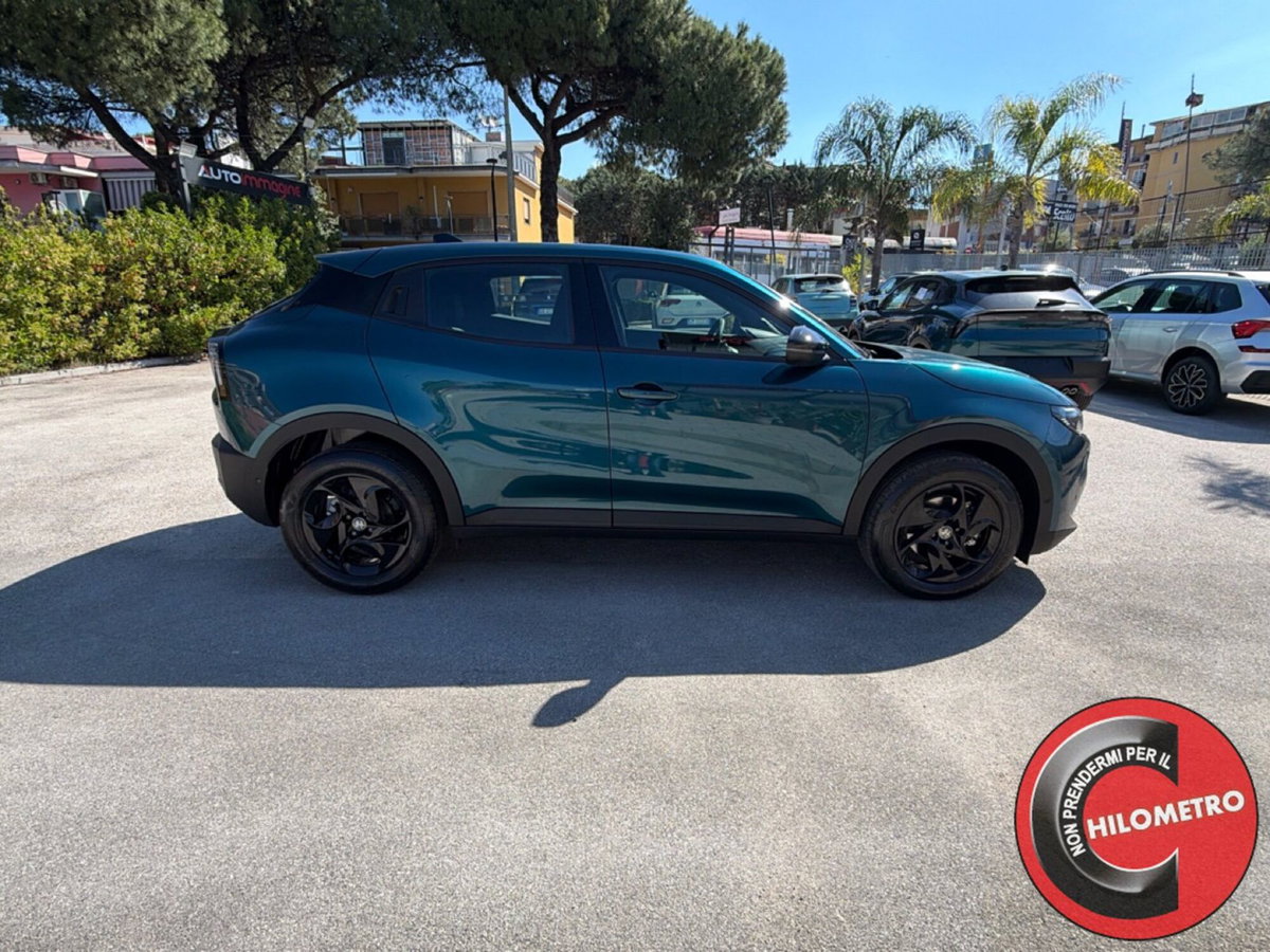 Alfa Romeo Junior 1.2 ibrida 145cv edct6 (7)