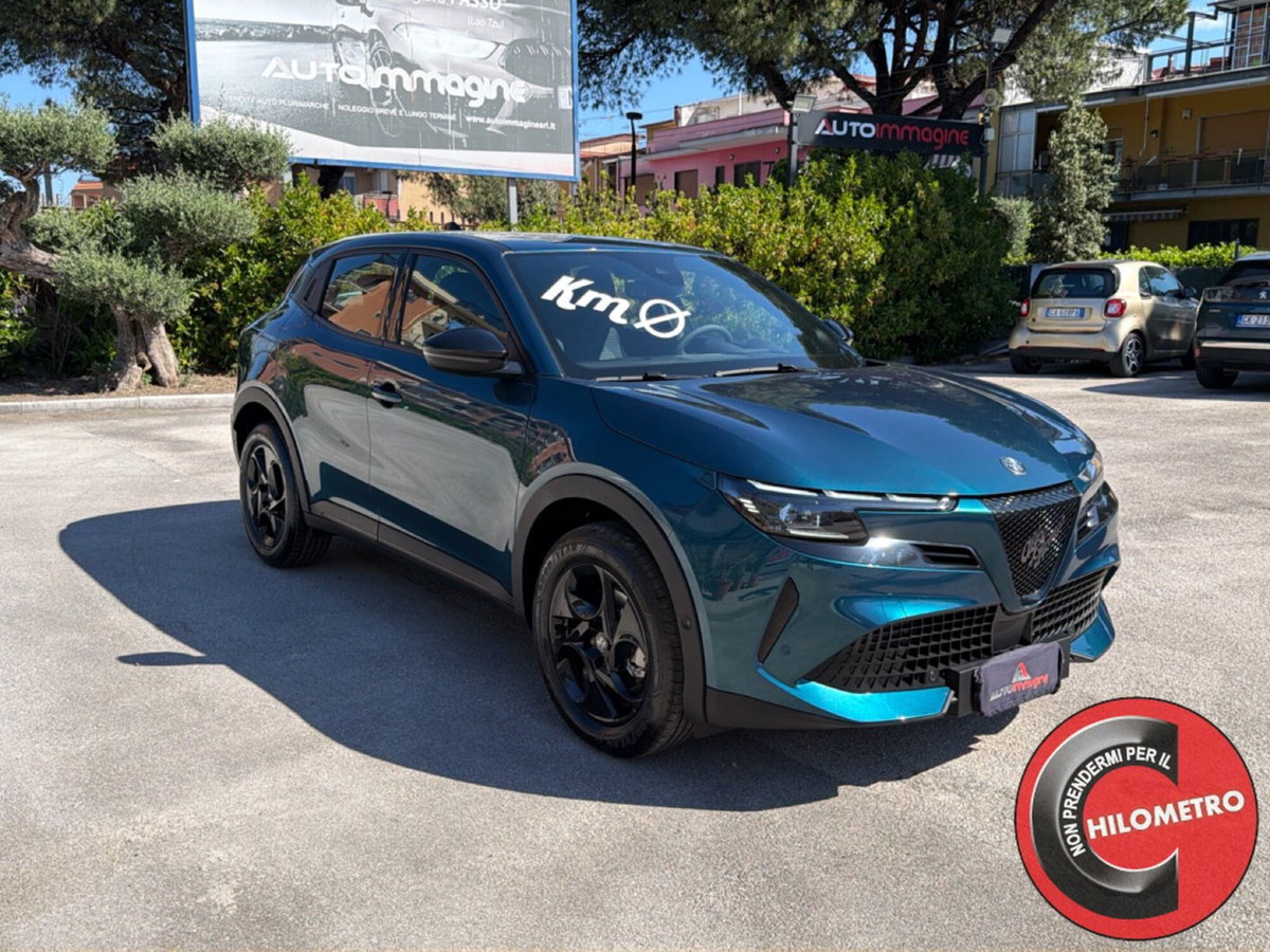 Alfa Romeo Junior 1.2 ibrida 145cv edct6 (8)