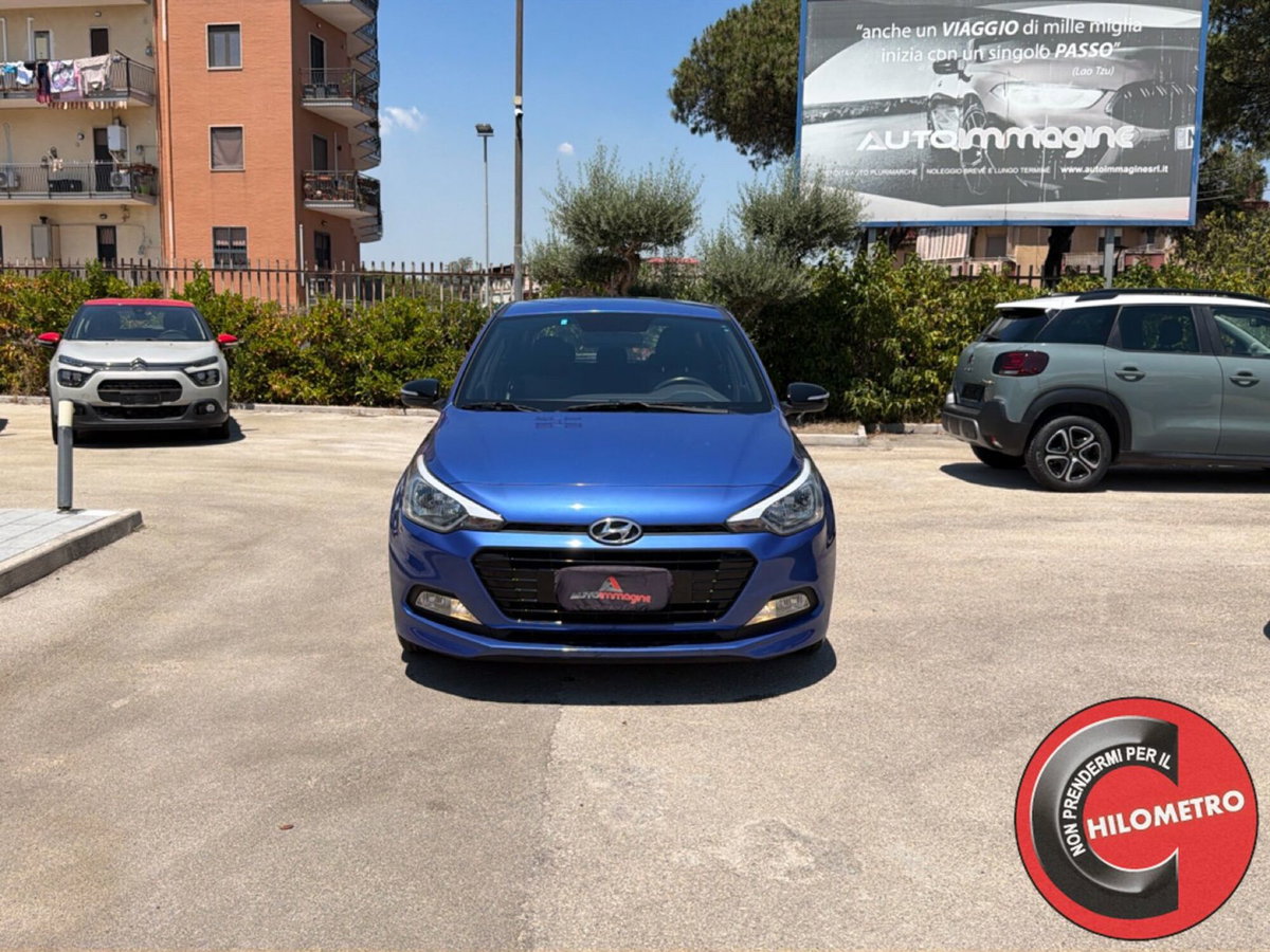 Hyundai i20 1.2 84 CV 5 porte Comfort (2)