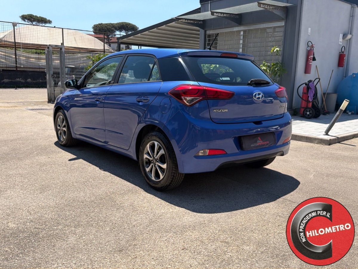 Hyundai i20 1.2 84 CV 5 porte Comfort (4)
