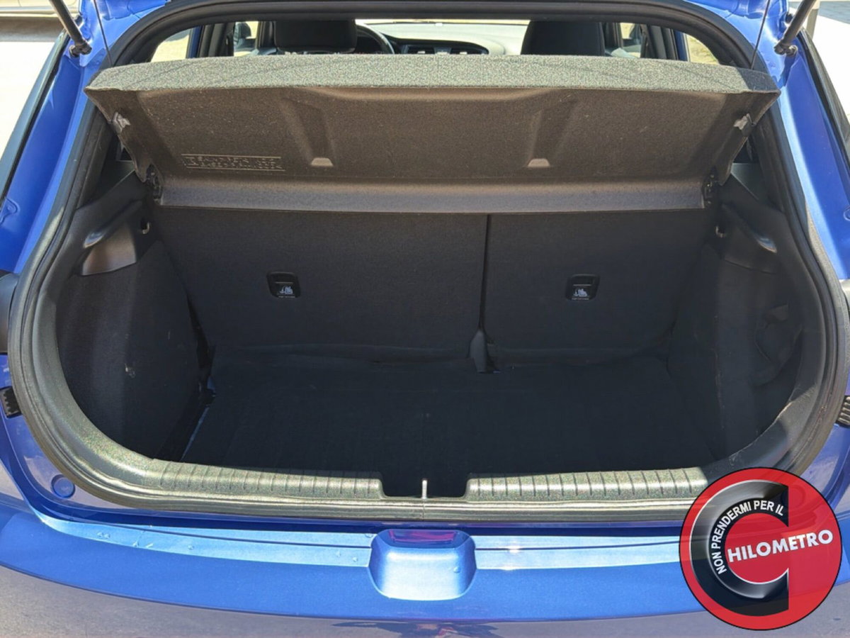 Hyundai i20 1.2 84 CV 5 porte Comfort (9)