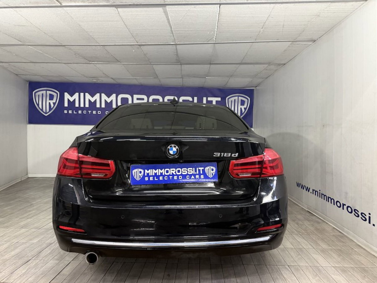 BMW Serie 3 318d Luxury (11)