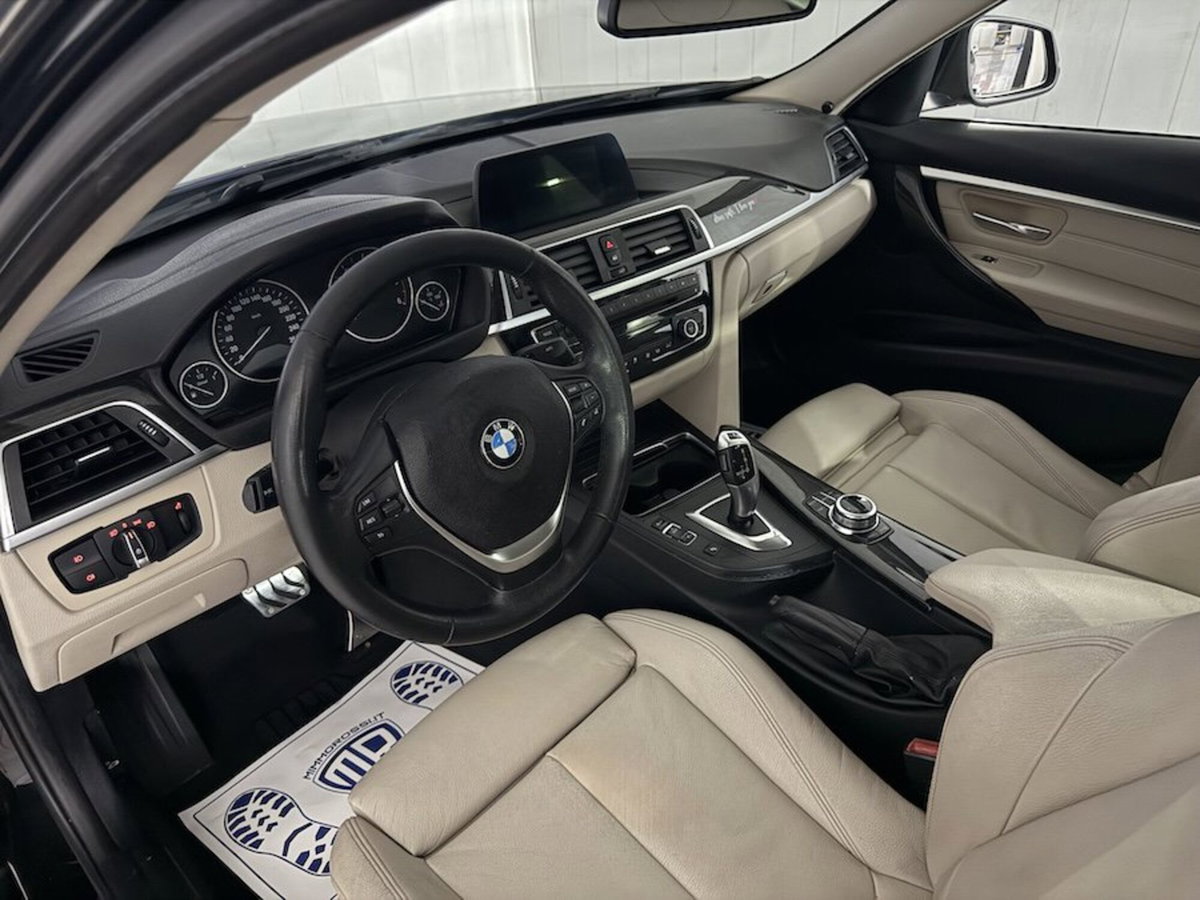 BMW Serie 3 318d Luxury (14)