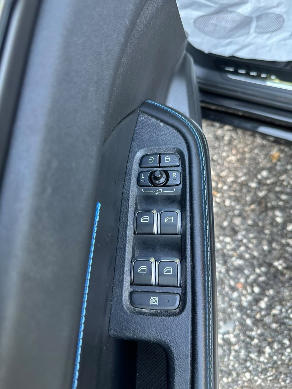 Lynk & Co 01 01 1.5 td phev (20)