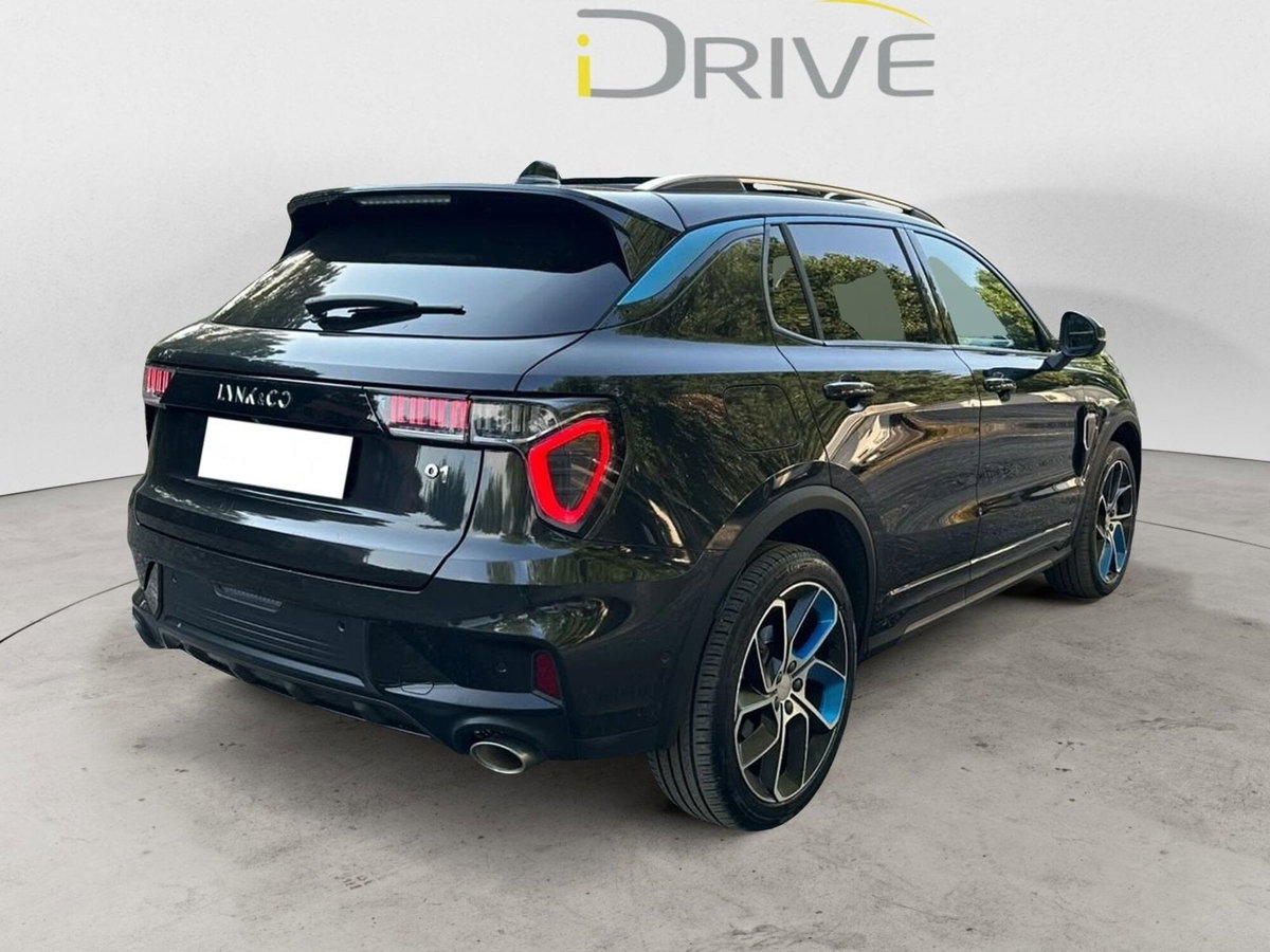 Lynk & Co 01 01 1.5 td phev (4)