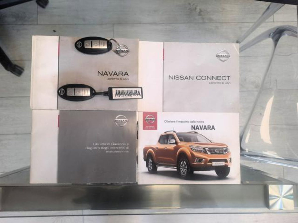 Nissan Navara 2.3 dCi 190 CV 4WD Double Cab N-Connecta (15)