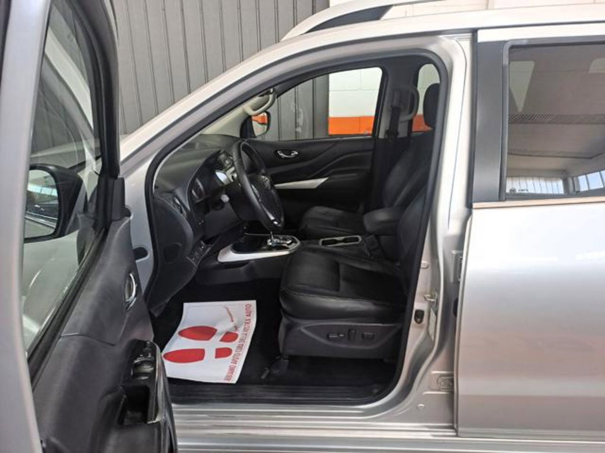 Nissan Navara 2.3 dCi 190 CV 4WD Double Cab N-Connecta (19)
