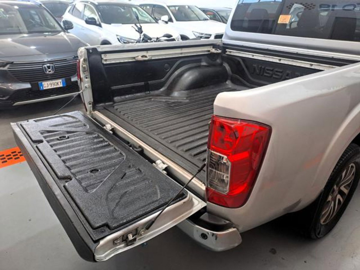 Nissan Navara 2.3 dCi 190 CV 4WD Double Cab N-Connecta (4)