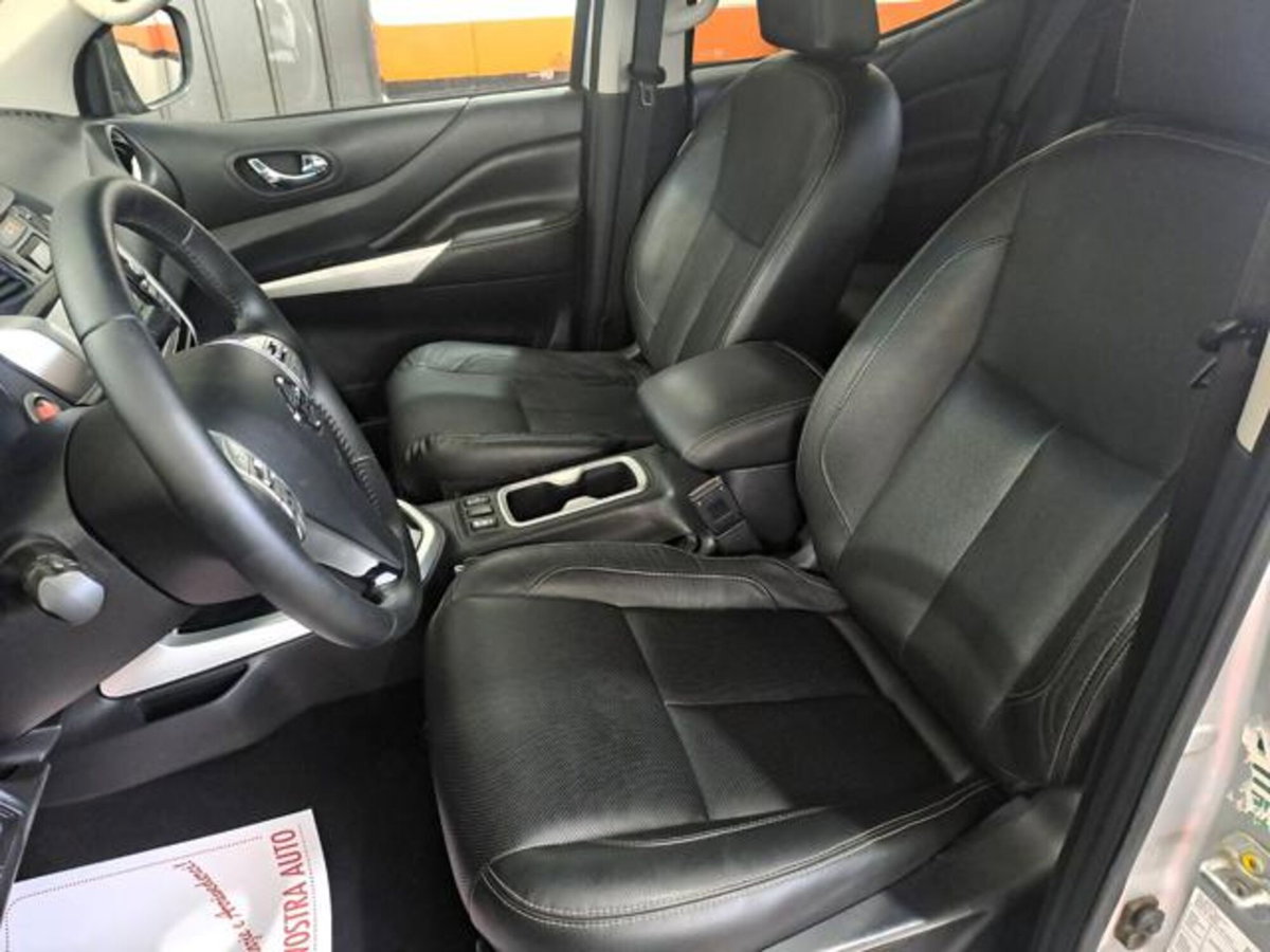 Nissan Navara 2.3 dCi 190 CV 4WD Double Cab N-Connecta (6)