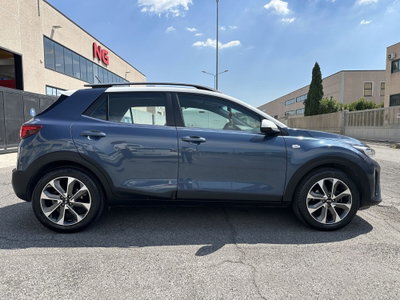 Kia Stonic 1.4 MPI 100 CV Style (7)