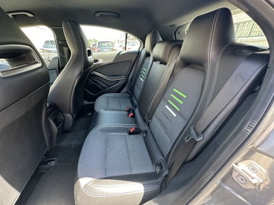 Mercedes-Benz Classe A 160 d Automatic Sport (13)